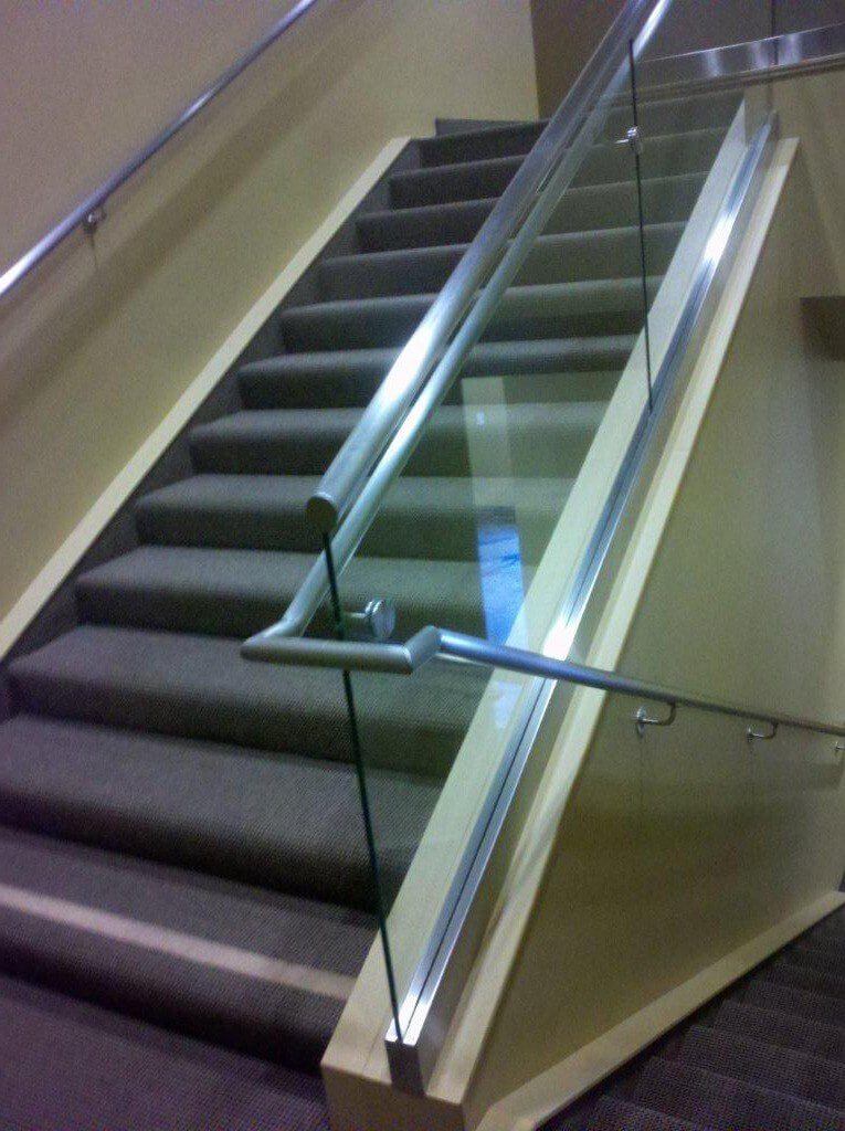 glass-railings-gallery-13