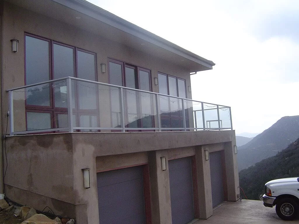 glass-railings-gallery-11