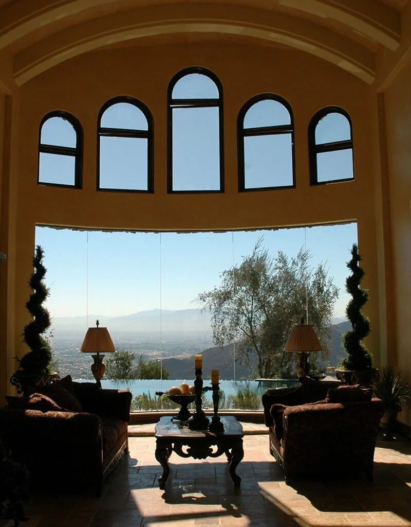 Butt-Glazed Windows 13